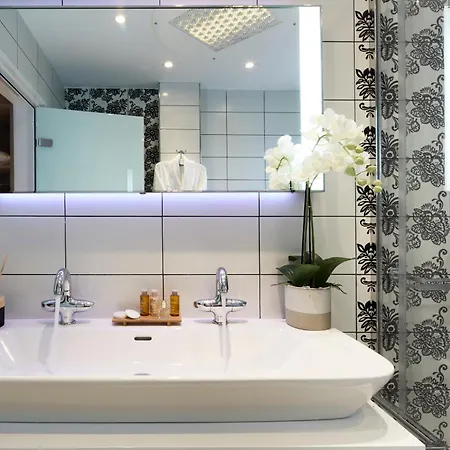 Almyriki Villa Monolithos