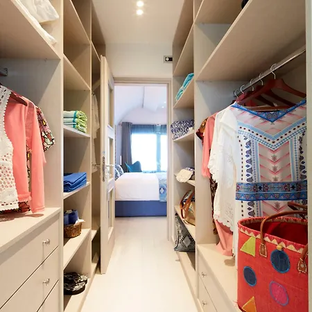 Almyriki * Monolithos