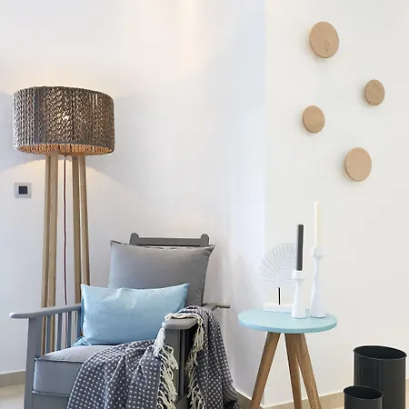 Almyriki * Monolithos