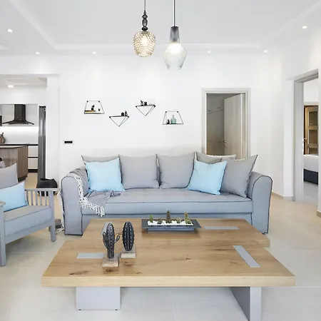 Almyriki Villa Monolithos