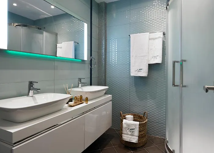 Almyriki Villa Monolithos